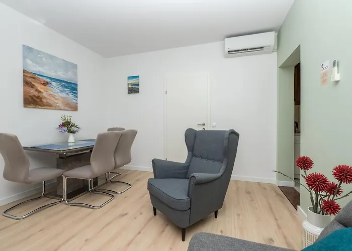 Marin 马卡尔斯卡